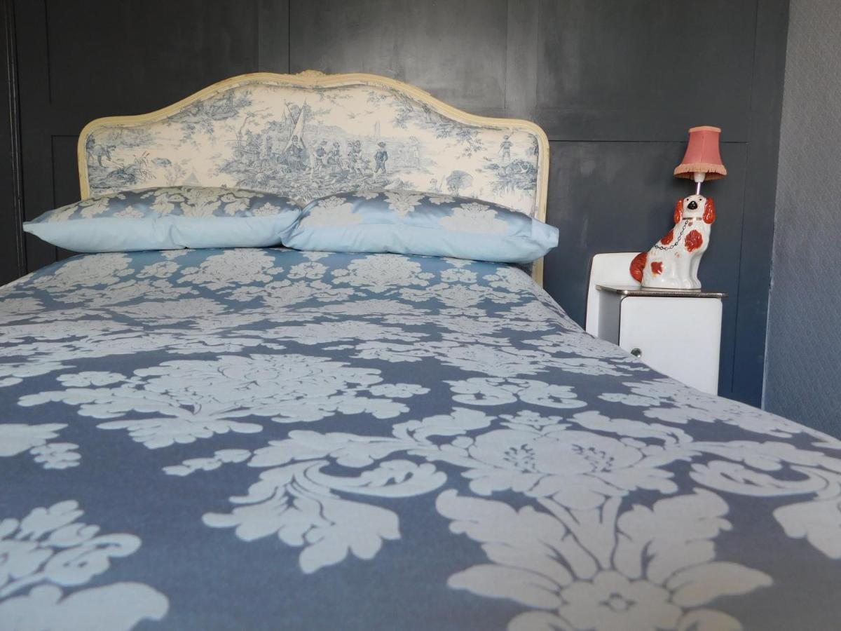 The Bear Bread Bakery B&B, Ensuite Rooms Above The Bakery, Colyton Luaran gambar