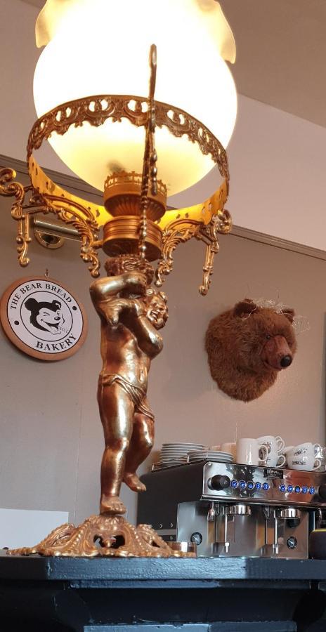 The Bear Bread Bakery B&B, Ensuite Rooms Above The Bakery, Colyton Luaran gambar