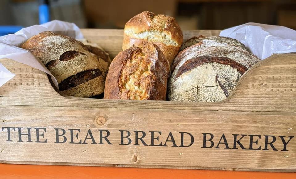 The Bear Bread Bakery B&B, Ensuite Rooms Above The Bakery, Colyton Luaran gambar