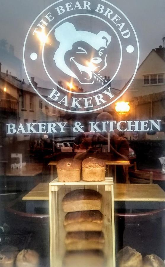 The Bear Bread Bakery B&B, Ensuite Rooms Above The Bakery, Colyton Luaran gambar