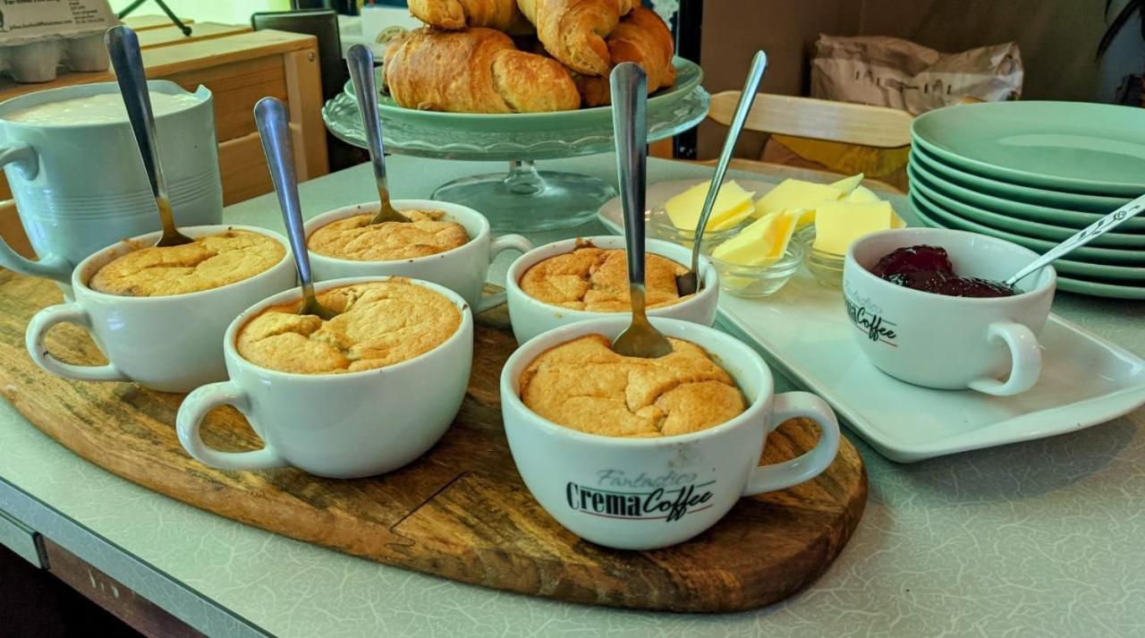 The Bear Bread Bakery B&B, Ensuite Rooms Above The Bakery, Colyton Luaran gambar