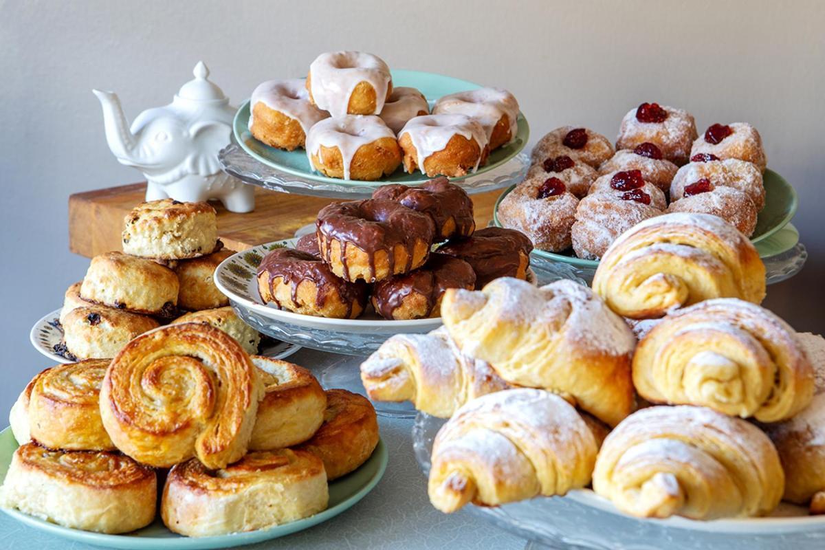 The Bear Bread Bakery B&B, Ensuite Rooms Above The Bakery, Colyton Luaran gambar